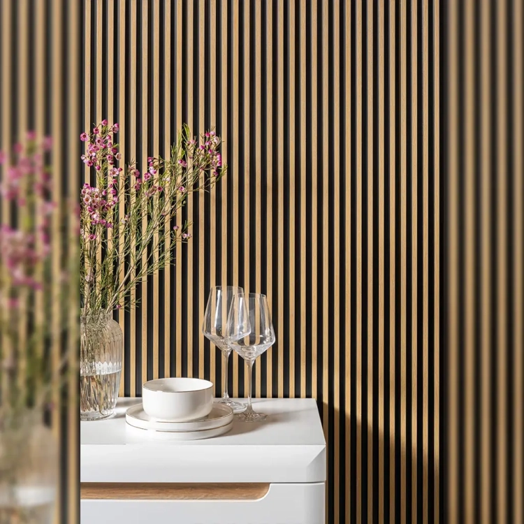 Lamele ścienne Dąb Naturalny L0105 – zdjęcie lifestyle 11 z kolekcji Lamele Ścienne Stretto.